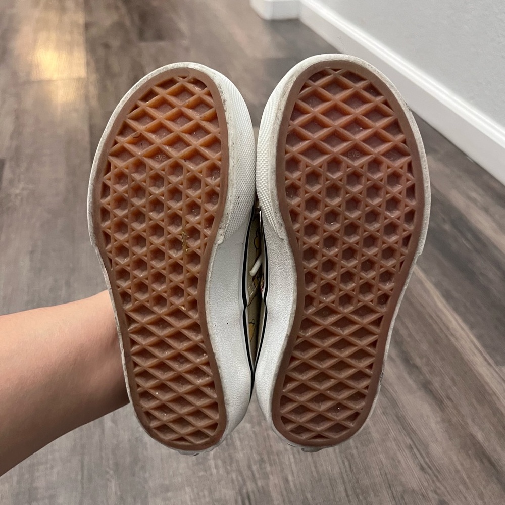 Vans Cream and White Winnie the Pooh Shoes - Picture 6 of 7